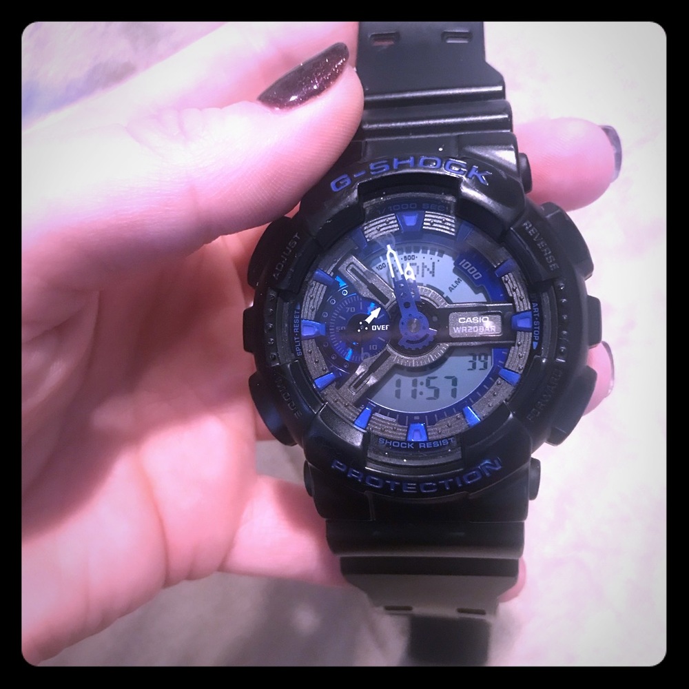 G-Shock - Picture 1 of 2